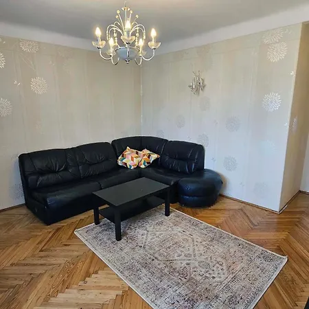 Apartment Centre 3-bedroom Comfort *